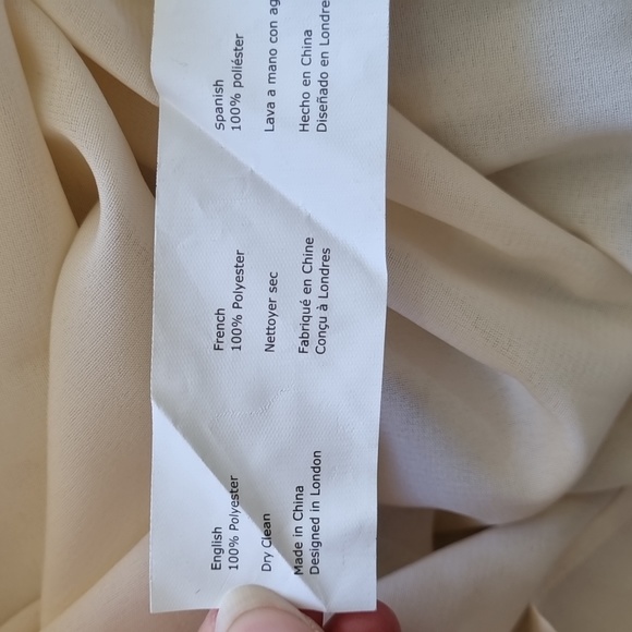 Jarlo, cream long formal dress, lace details, lined, sheer overlay, size 6 - Picture 12 of 12